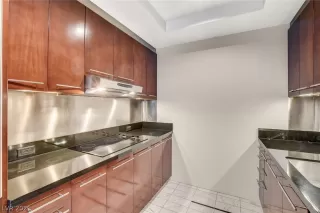 Photo #3: 2300637 Listing