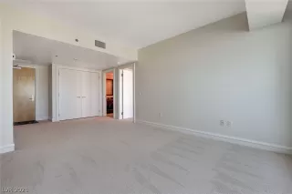 Photo #6: 2300637 Listing