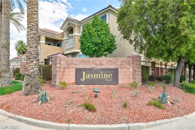 MLS: 2300659 Condo For Sale