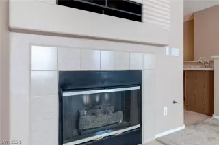 Photo #5: 2300660 Listing