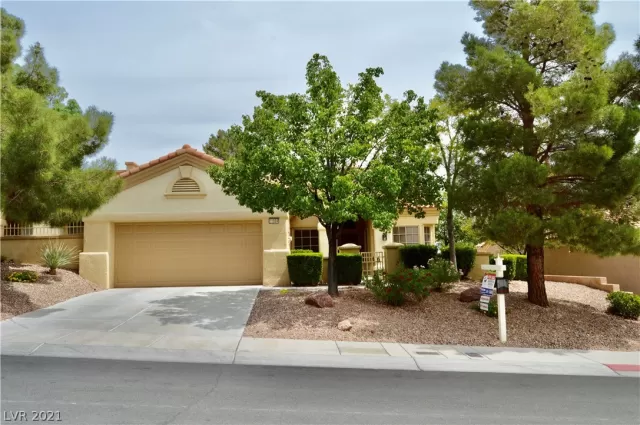 MLS: 2300678 Condo For Sale