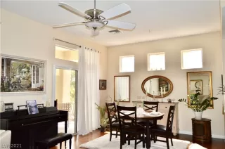 Photo #5: 2300678 Listing 