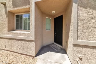 Photo #2: 2300749 Listing