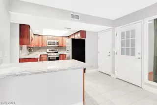 Photo #3: 2301808 Listing 