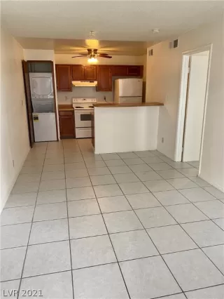 Photo #1: 2301834 Listing