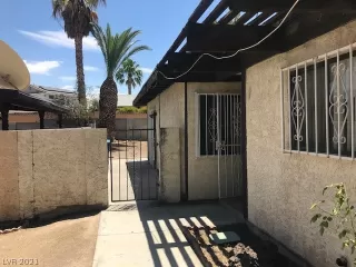 Photo #4: 2301934 Listing