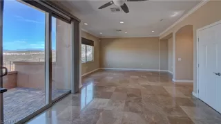 Photo #3: 2301946 Listing 