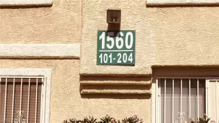 Photo #4: 2301960 Listing