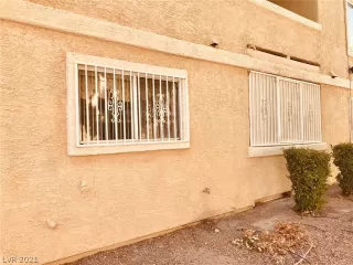 Photo #6: 2301960 Listing