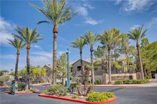 Photo #1: 2302005 Listing 