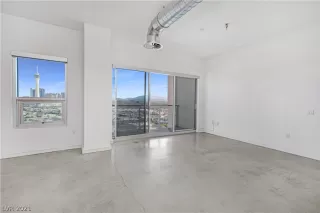 Photo #2: 2302006 Listing 