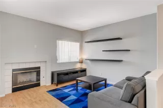 Photo #6: 2302007 Listing 