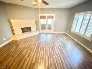 Photo #1: 2302008 Listing 