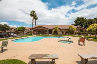 Photo #1: 2302019 Listing