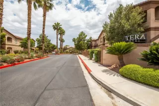 Photo #3: 2302019 Listing