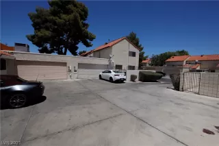 Photo #5: 2302040 Listing 