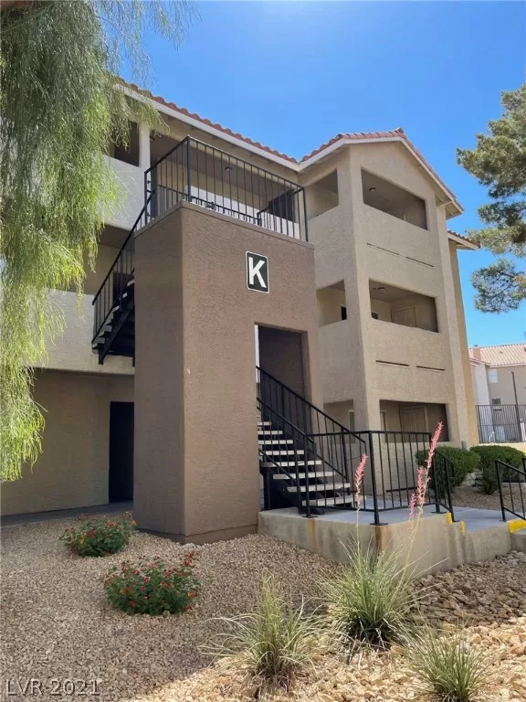 MLS: 2302056 Condo For Sale