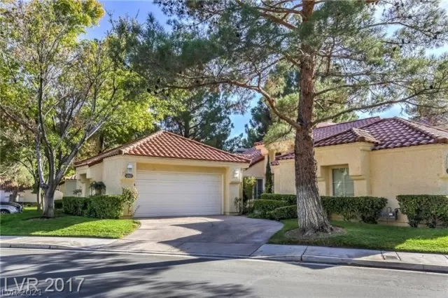 MLS: 2302099 Condo For Sale