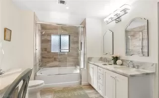 Photo #5: 2302120 Listing 