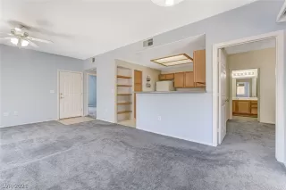 Photo #3: 2302127 Listing 