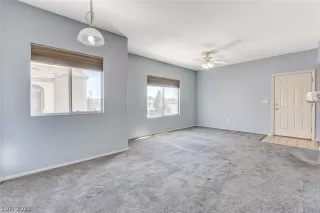 Photo #5: 2302127 Listing 