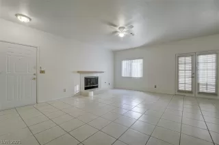 Photo #3: 2302134 Listing 