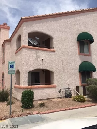 Photo #2: 2302142 Listing