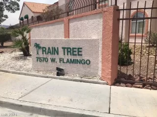 Photo #6: 2302142 Listing