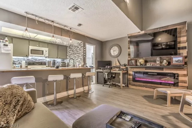 MLS: 2302151 Condo For Sale