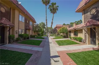 Photo #2: 2302285 Listing 