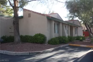 Photo #4: 2302291 Listing 