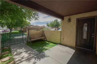 Photo #3: 2302297 Listing 