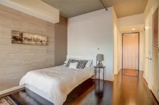 Photo #6: 2302364 Listing