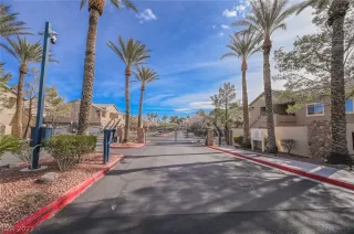 Photo #2: 2302365 Listing 