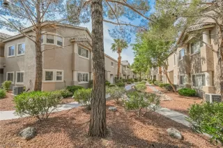 Photo #5: 2302365 Listing 