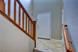 Photo #1: 2302409 Listing 