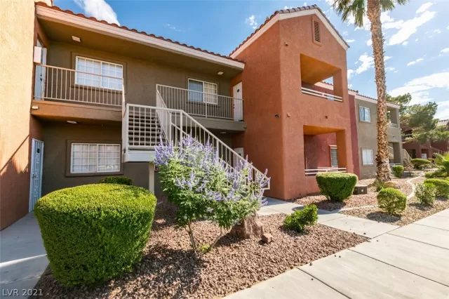 MLS: 2302436 Condo For Sale