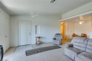 Photo #3: 2302436 Listing 