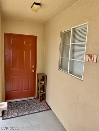 Photo #1: 2302479 Listing