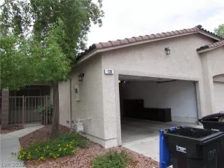 Photo #1: 2302593 Listing 