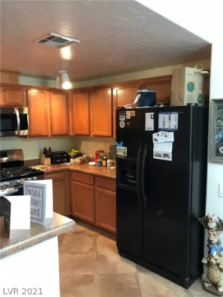 Photo #6: 2302598 Listing 