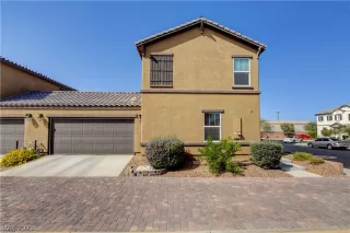 Photo #2: 2302625 Listing 