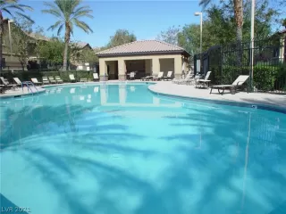 Photo #1: 2302652 Listing 