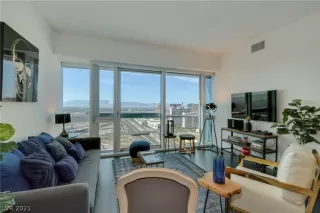 Photo #1: 2302660 Listing 