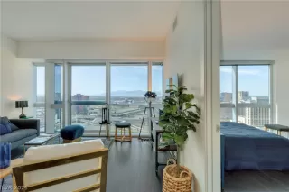 Photo #2: 2302660 Listing 