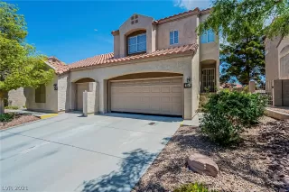 Photo #1: 2302667 Listing