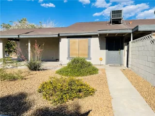 Photo #1: 2302669 Listing 