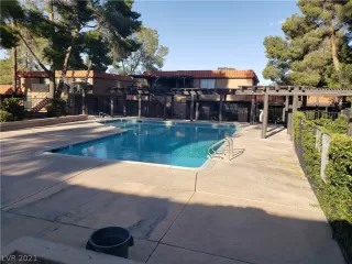 Photo #1: 2302679 Listing