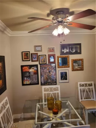 Photo #4: 2302688 Listing