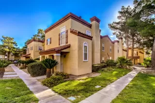 Photo #1: 2302695 Listing